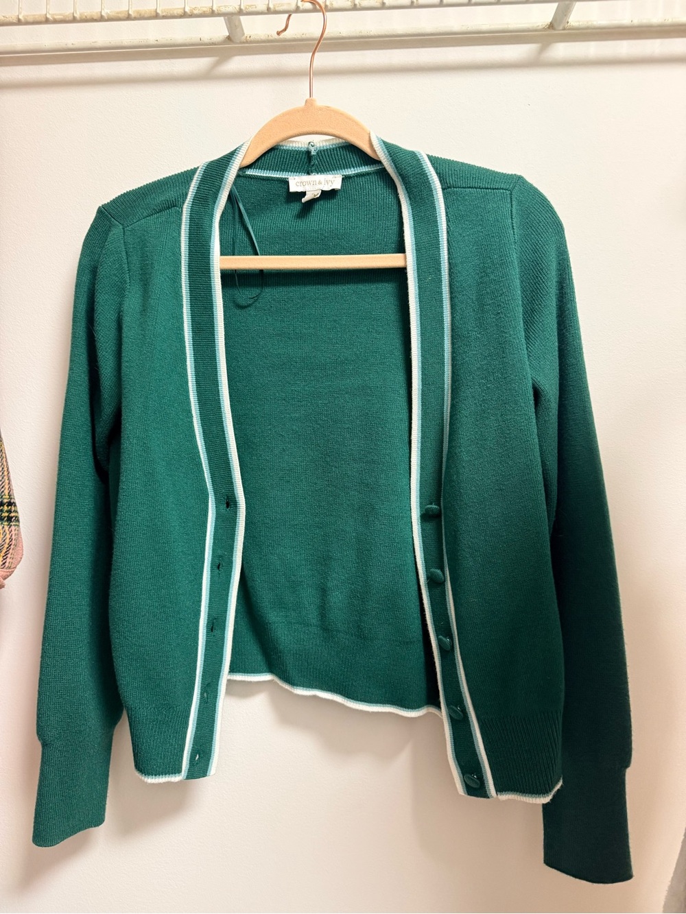 crown & ivy Emerald Green Cardigan with White Trim - Picture 1 of 3